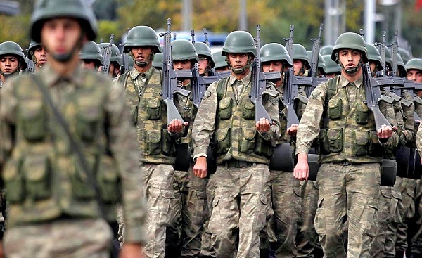 Из Стамбула и Анкары перенесут все воинские части
